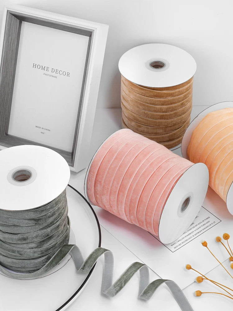 Velvet Ribbon Roll - لفة شريط مخملي مع بكرة لتغليف